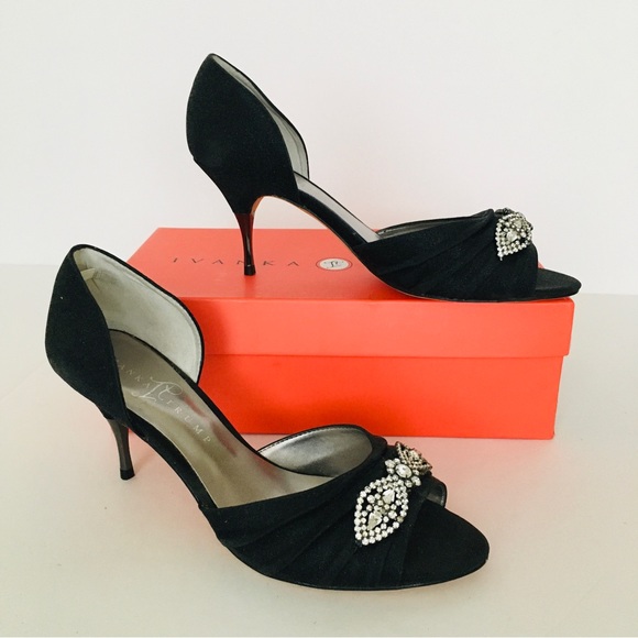 Ivanka Trump Black Fabric Bridal Pumps Size 9.5 M - Picture 4 of 9